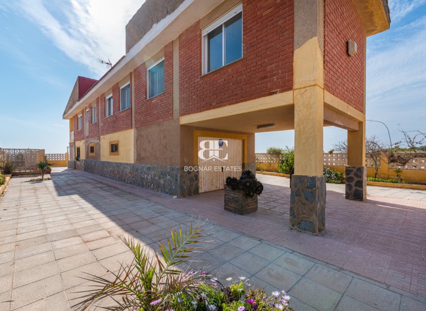 Herverkoop - Villa -
Guardamar del Segura
