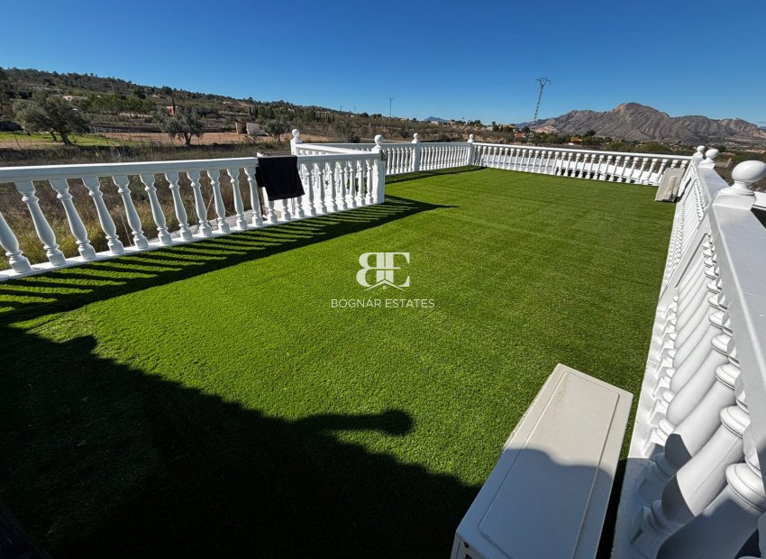 Herverkoop - Villa -
Hondón de los Fráiles