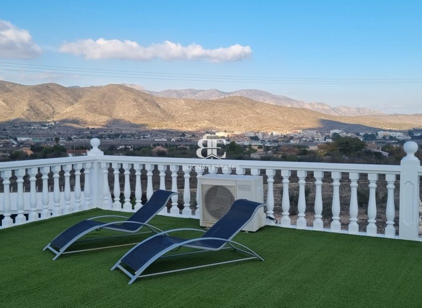 Herverkoop - Villa -
Hondón de los Fráiles