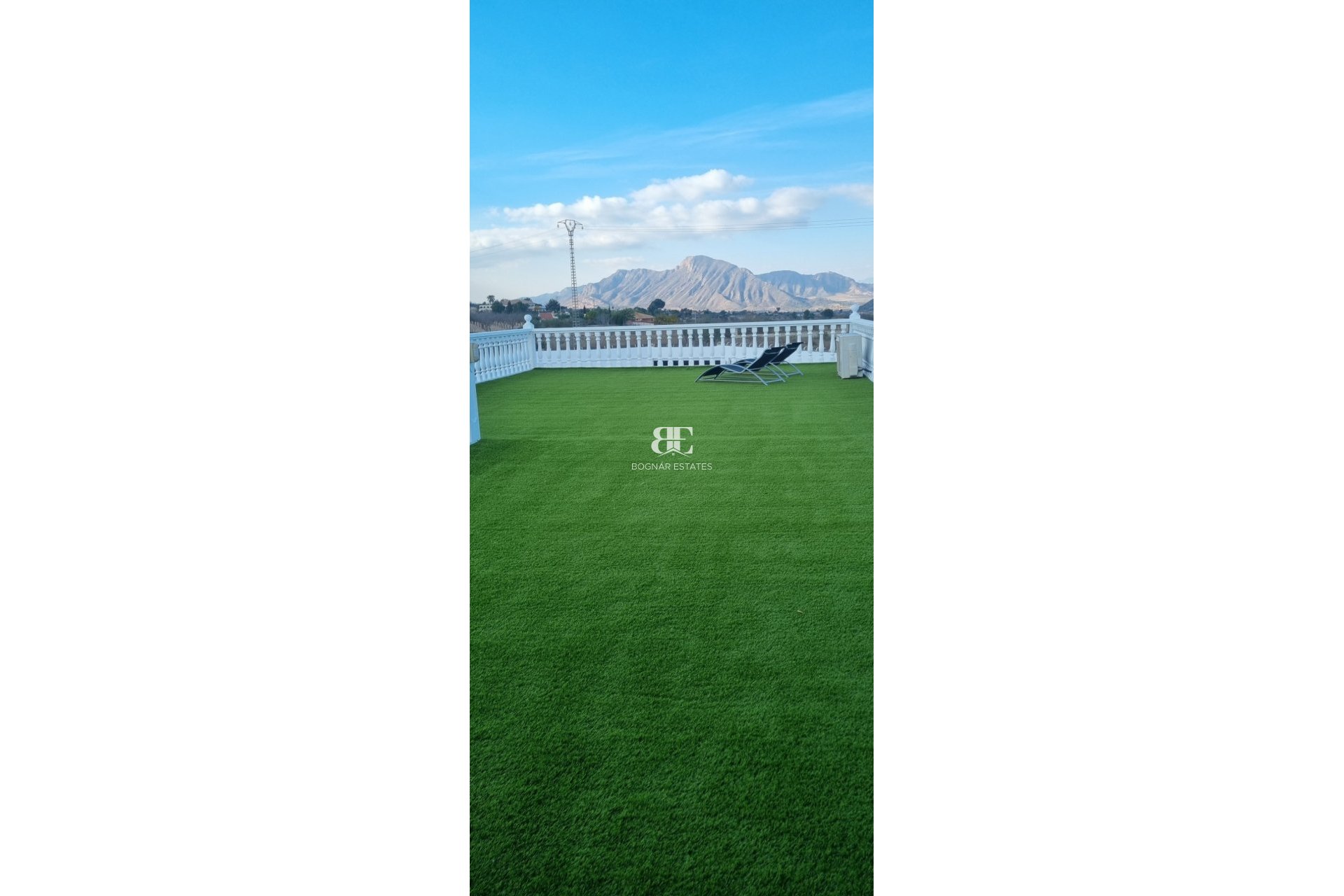 Herverkoop - Villa -
Hondón de los Fráiles