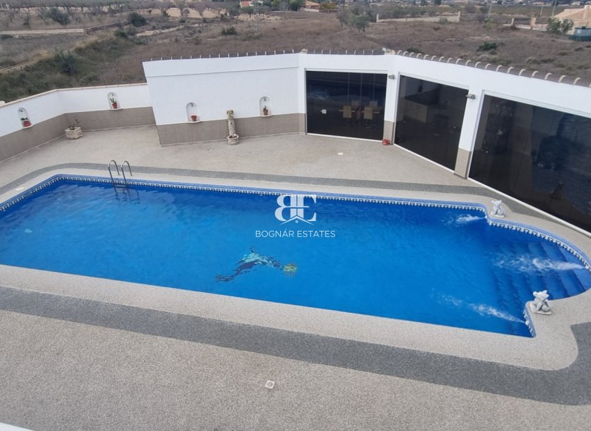 Herverkoop - Villa -
Hondón de los Fráiles