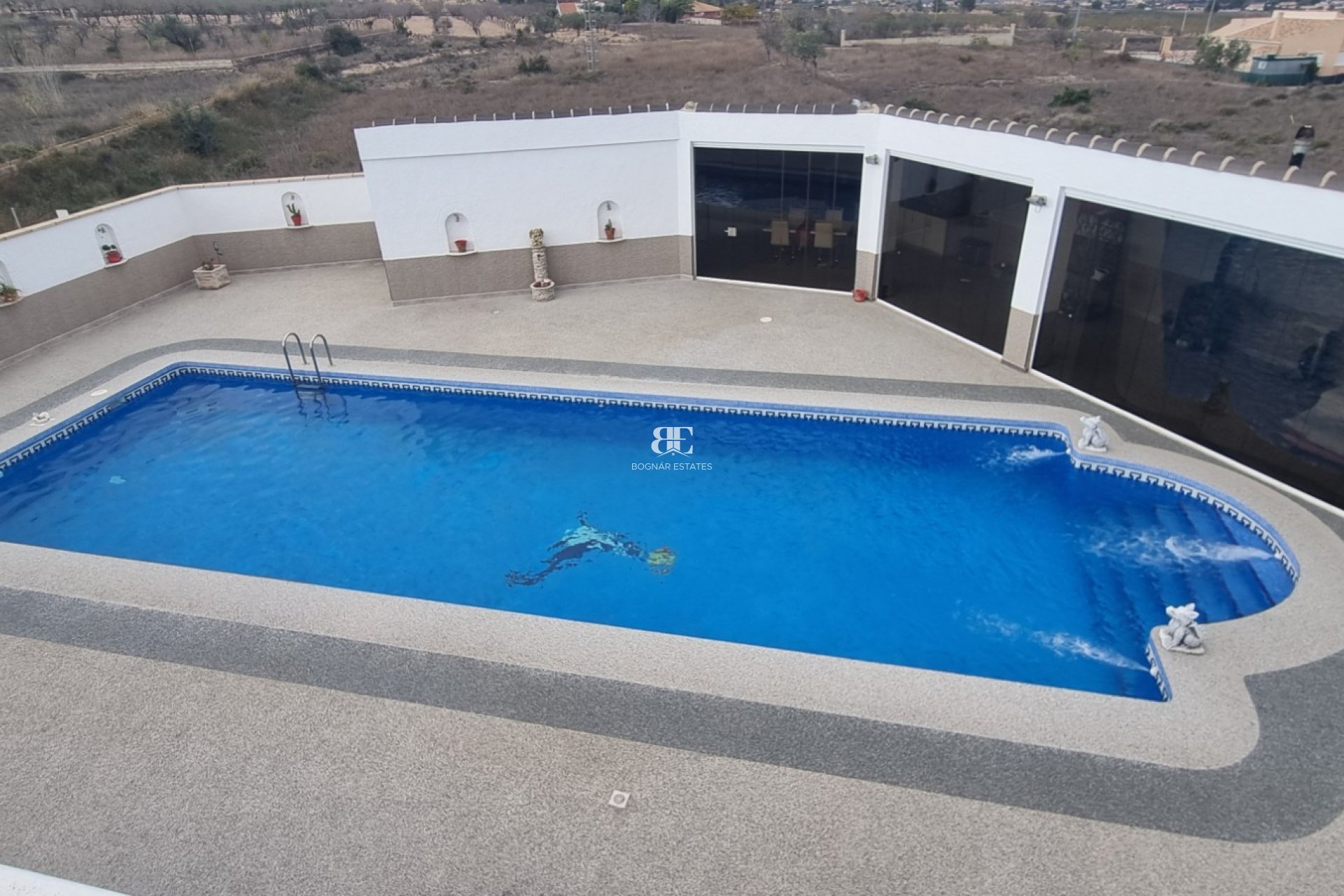 Herverkoop - Villa -
Hondón de los Fráiles