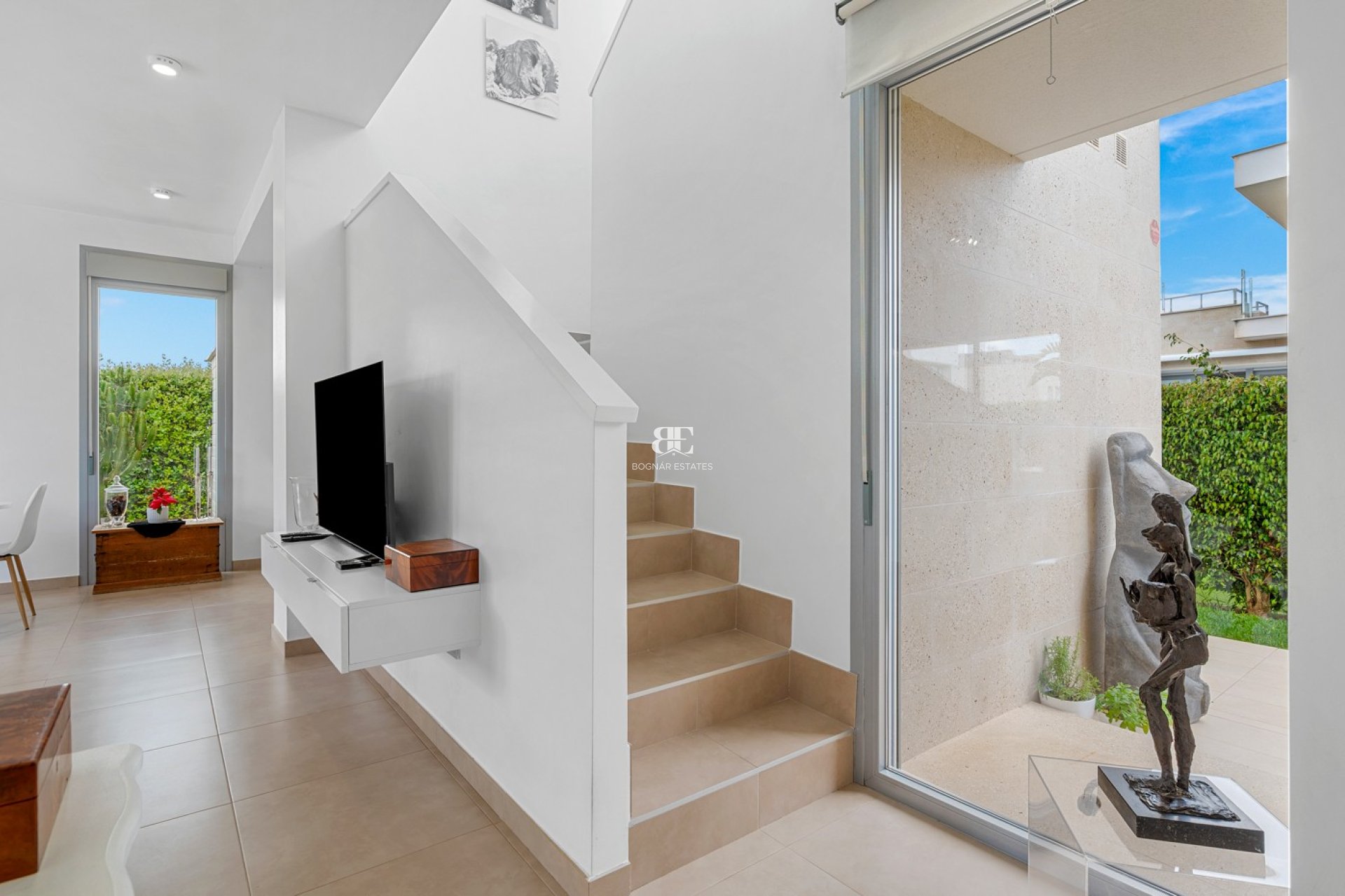 Herverkoop - Villa -
Jacarilla - Vistabella