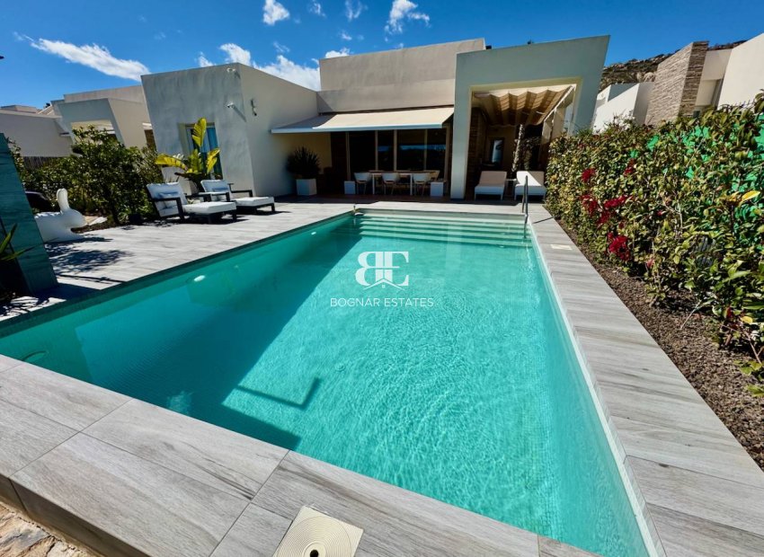 Herverkoop - Villa -
La Finca Golf - Algorfa