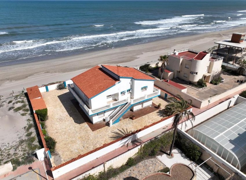 Herverkoop - Villa -
La Manga del Mar Menor - Mar Menor