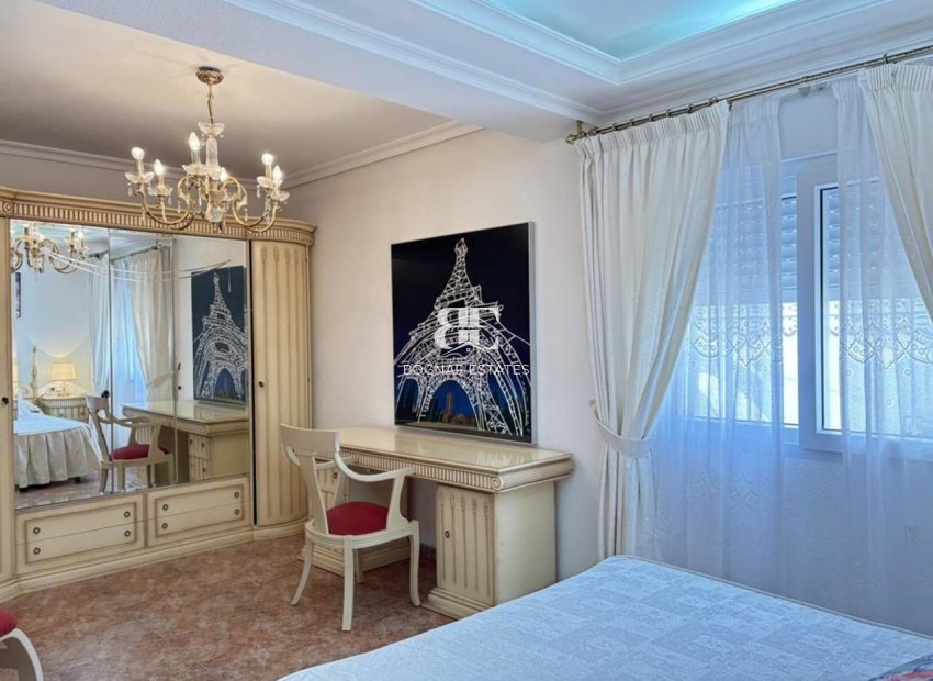 Herverkoop - Villa -
La Manga del Mar Menor - Mar Menor