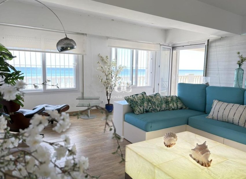 Herverkoop - Villa -
La Manga del Mar Menor - Mar Menor