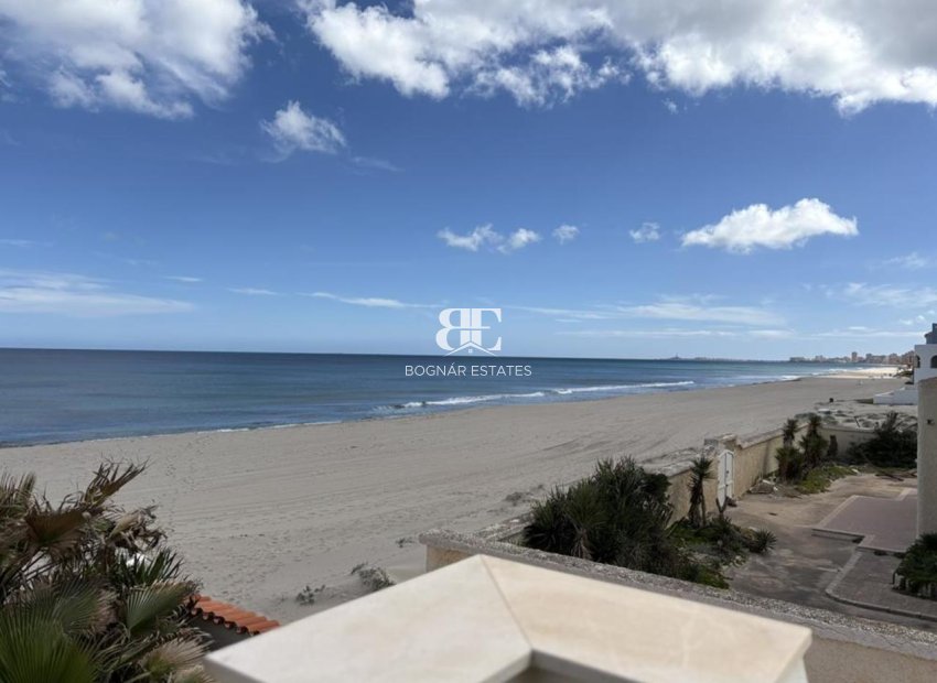 Herverkoop - Villa -
La Manga del Mar Menor - Mar Menor