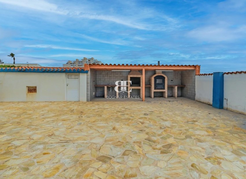 Herverkoop - Villa -
La Manga del Mar Menor - Playa del Estacio