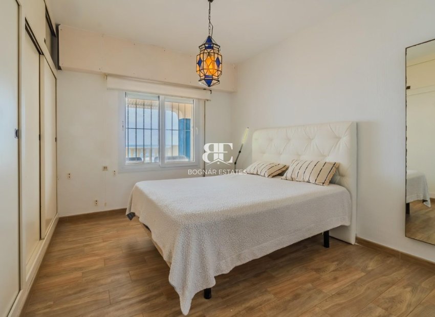 Herverkoop - Villa -
La Manga del Mar Menor - Playa del Estacio