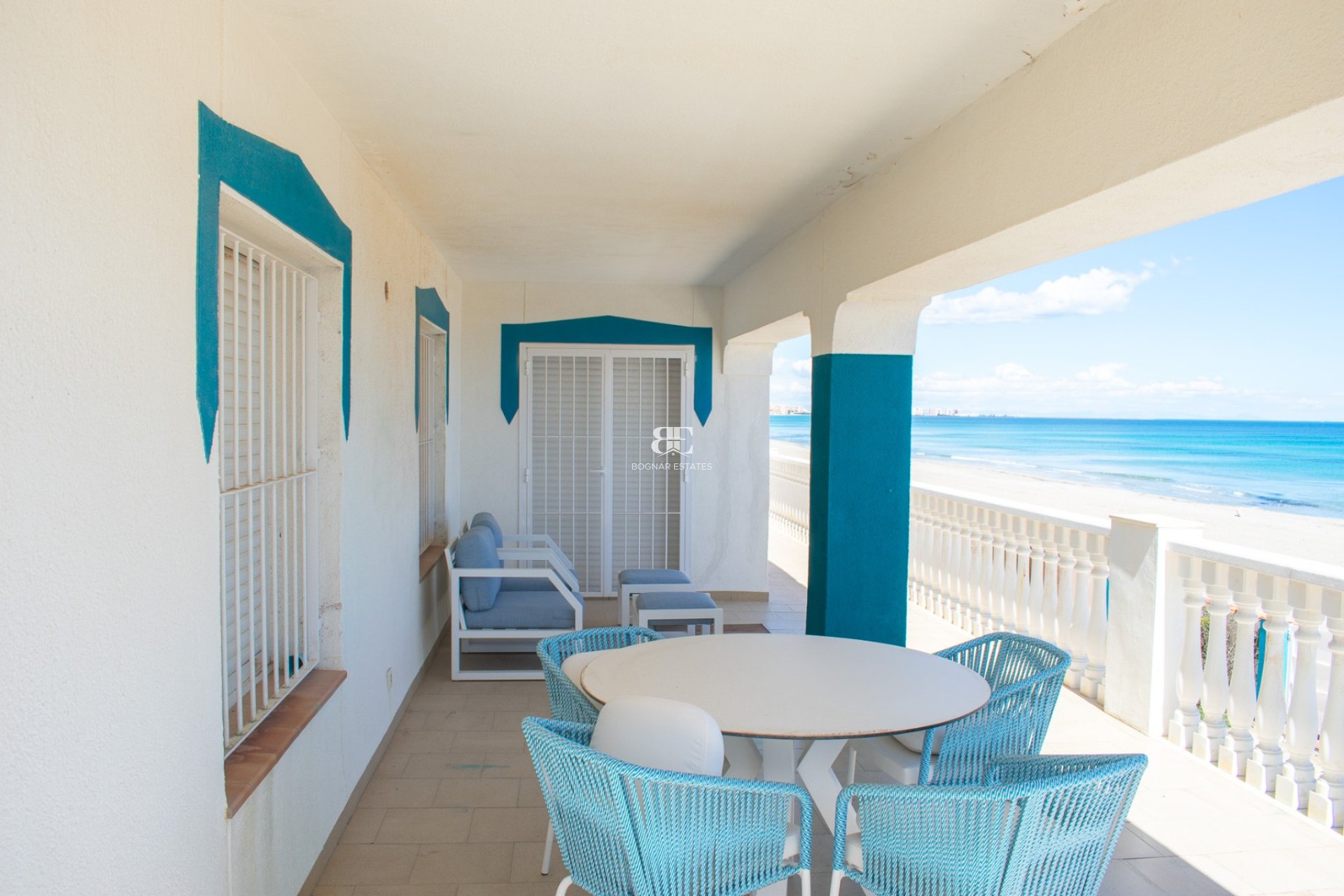 Herverkoop - Villa -
La Manga del Mar Menor