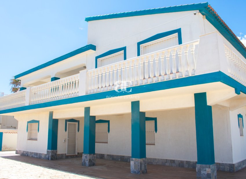 Herverkoop - Villa -
La Manga del Mar Menor