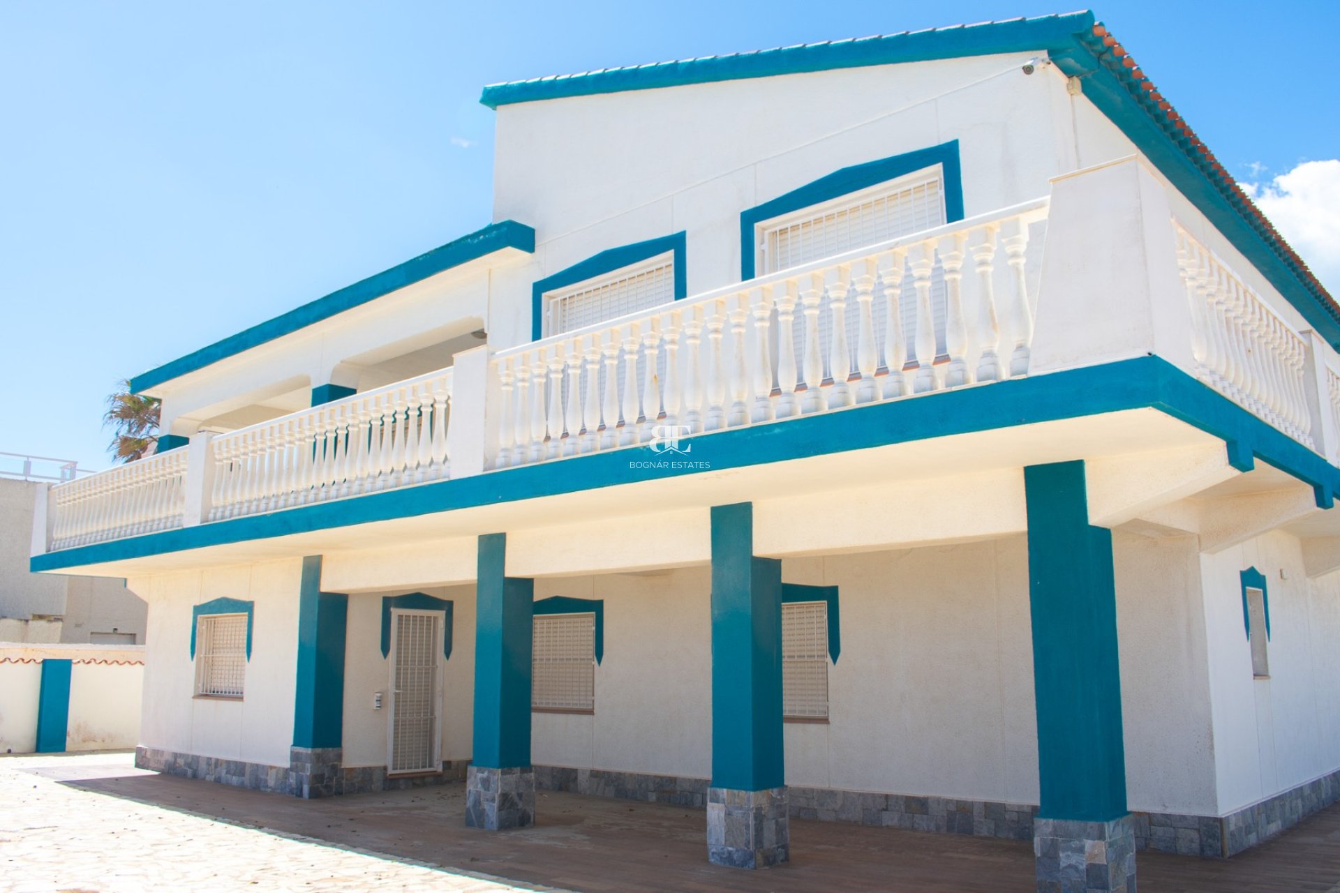 Herverkoop - Villa -
La Manga del Mar Menor