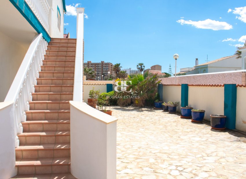 Herverkoop - Villa -
La Manga del Mar Menor