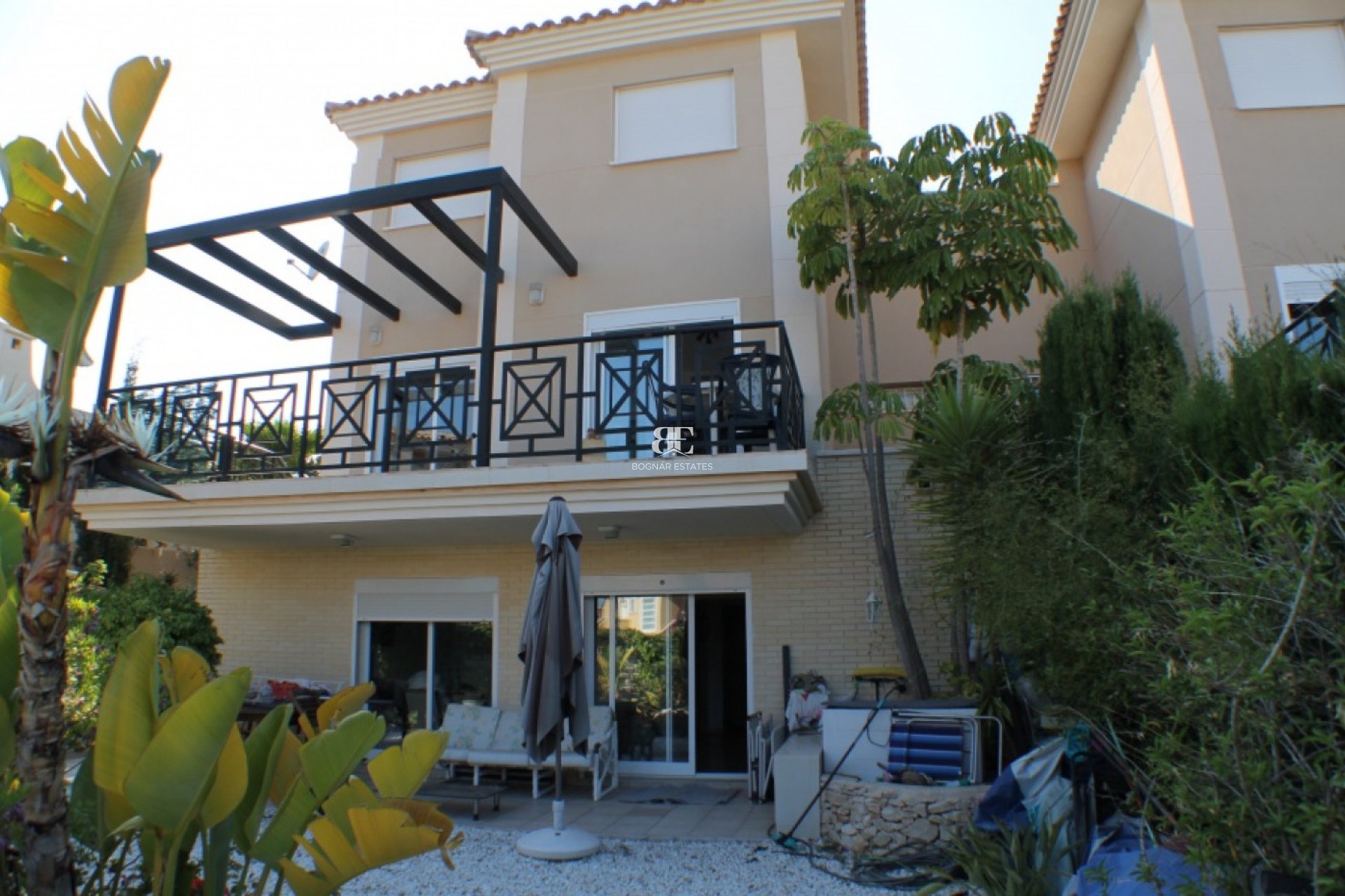 Herverkoop - Villa -
La Nucía - Chula vista