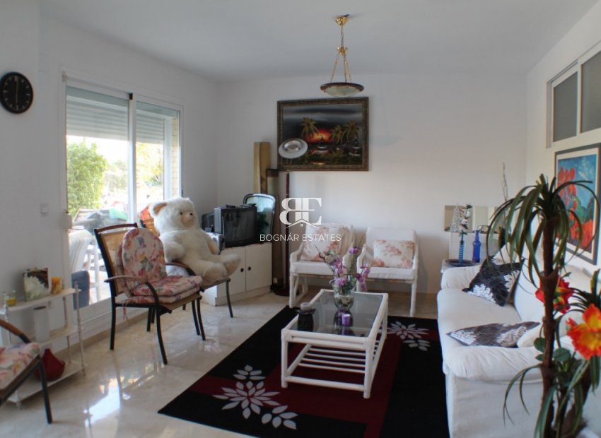 Herverkoop - Villa -
La Nucía - Chula vista