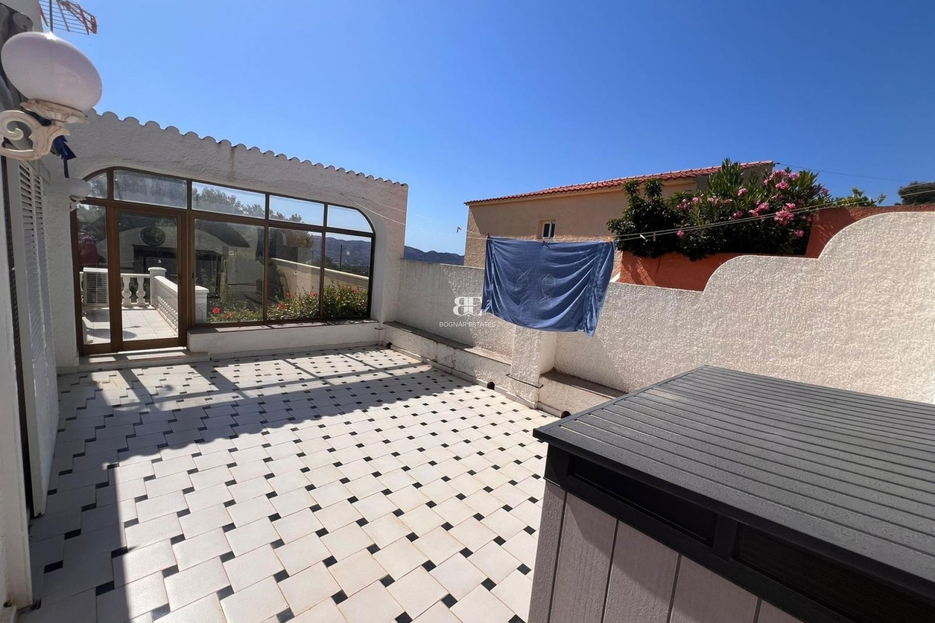 Herverkoop - Villa -
La Nucía - Monte Bello
