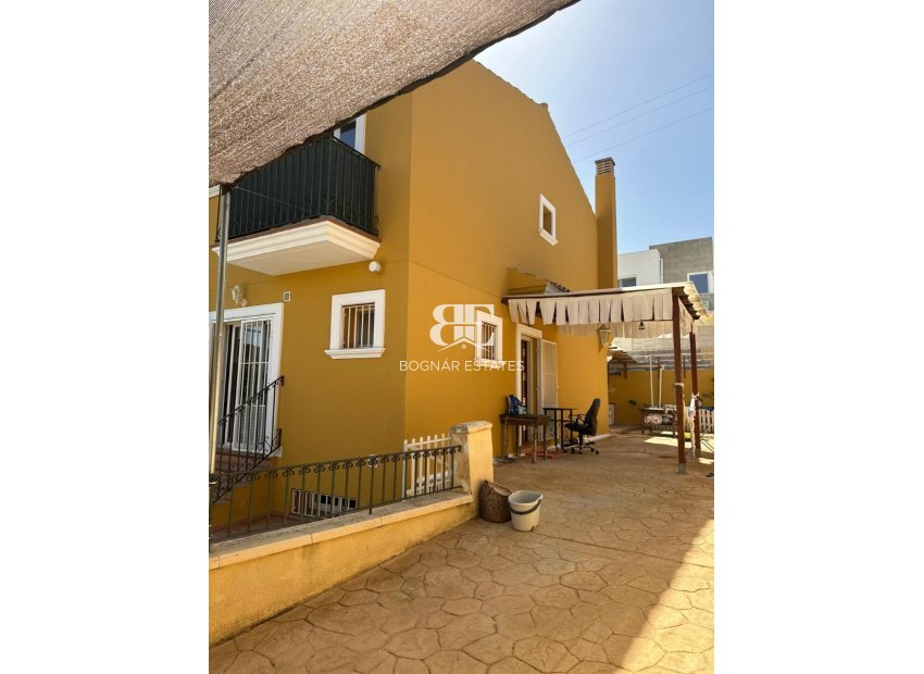 Herverkoop - Villa -
La Nucía - Monte Bello