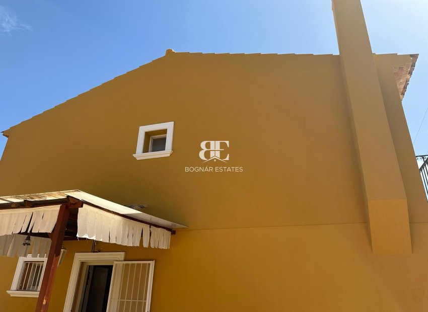 Herverkoop - Villa -
La Nucía - Monte Bello