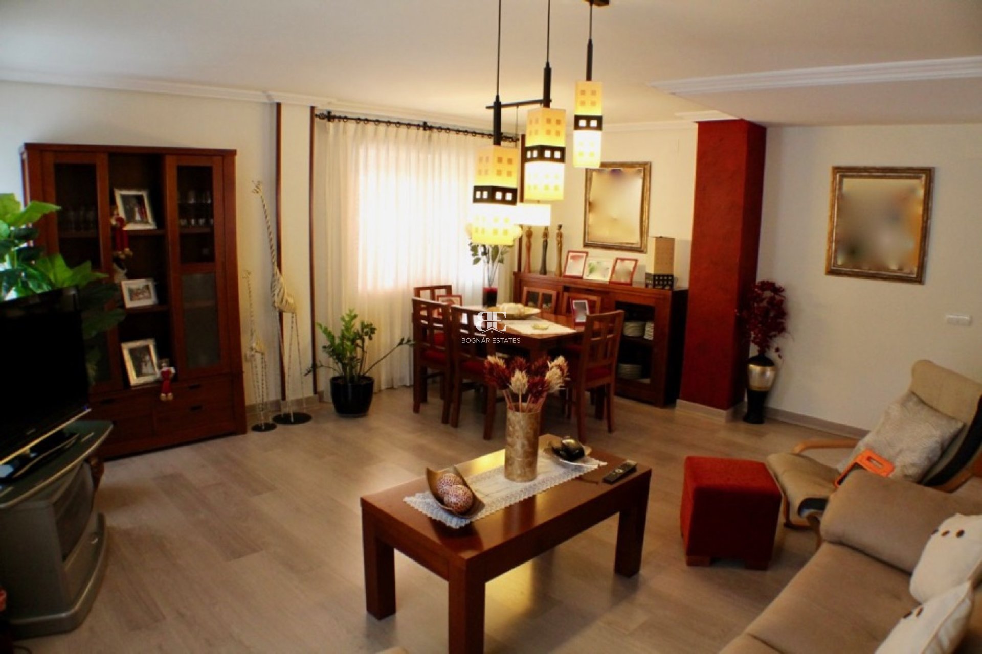 Herverkoop - Villa -
La Nucía - Urbanisations