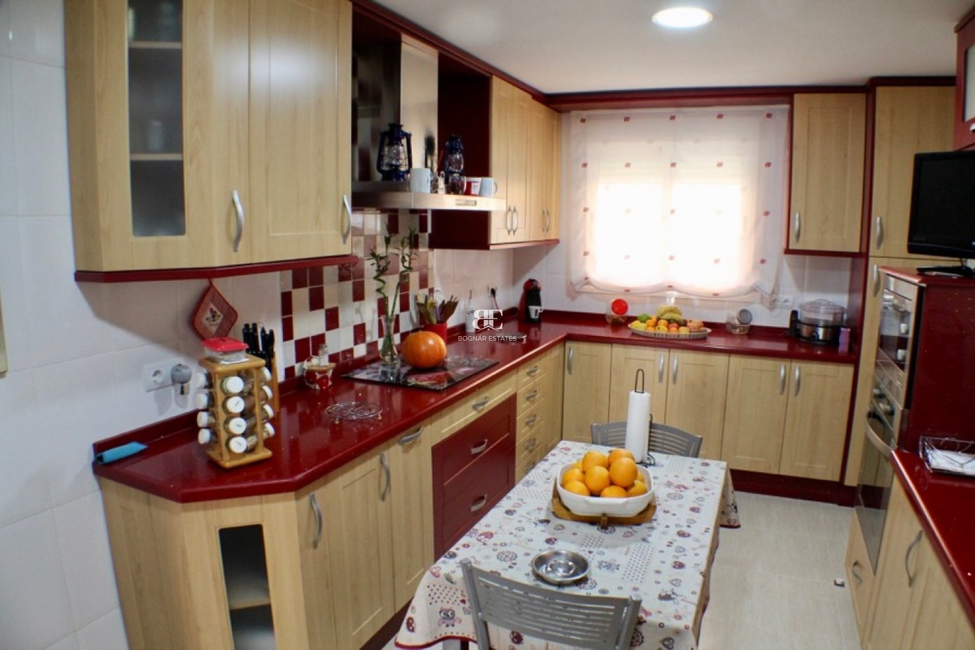 Herverkoop - Villa -
La Nucía - Urbanisations