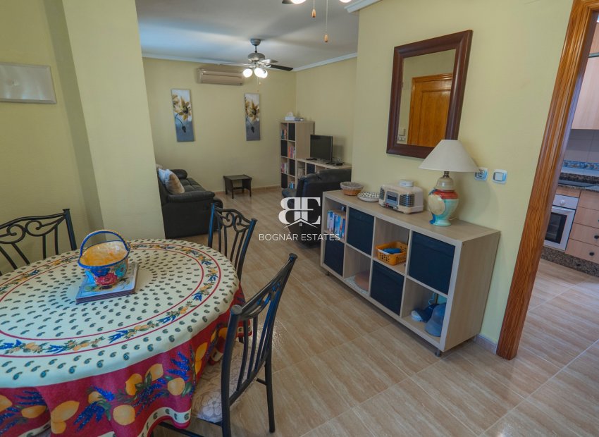 Herverkoop - Villa -
Lo Crispin