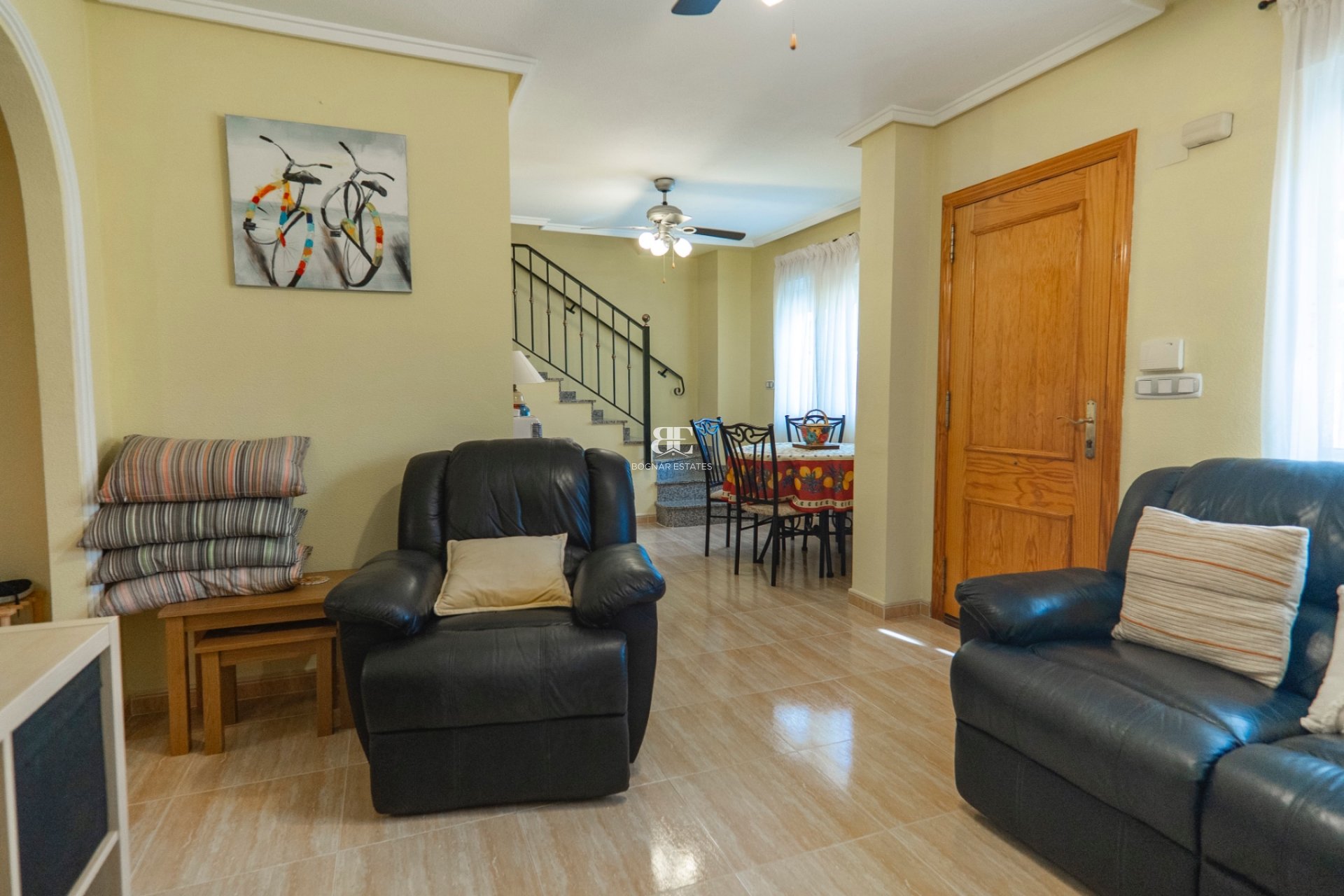 Herverkoop - Villa -
Lo Crispin