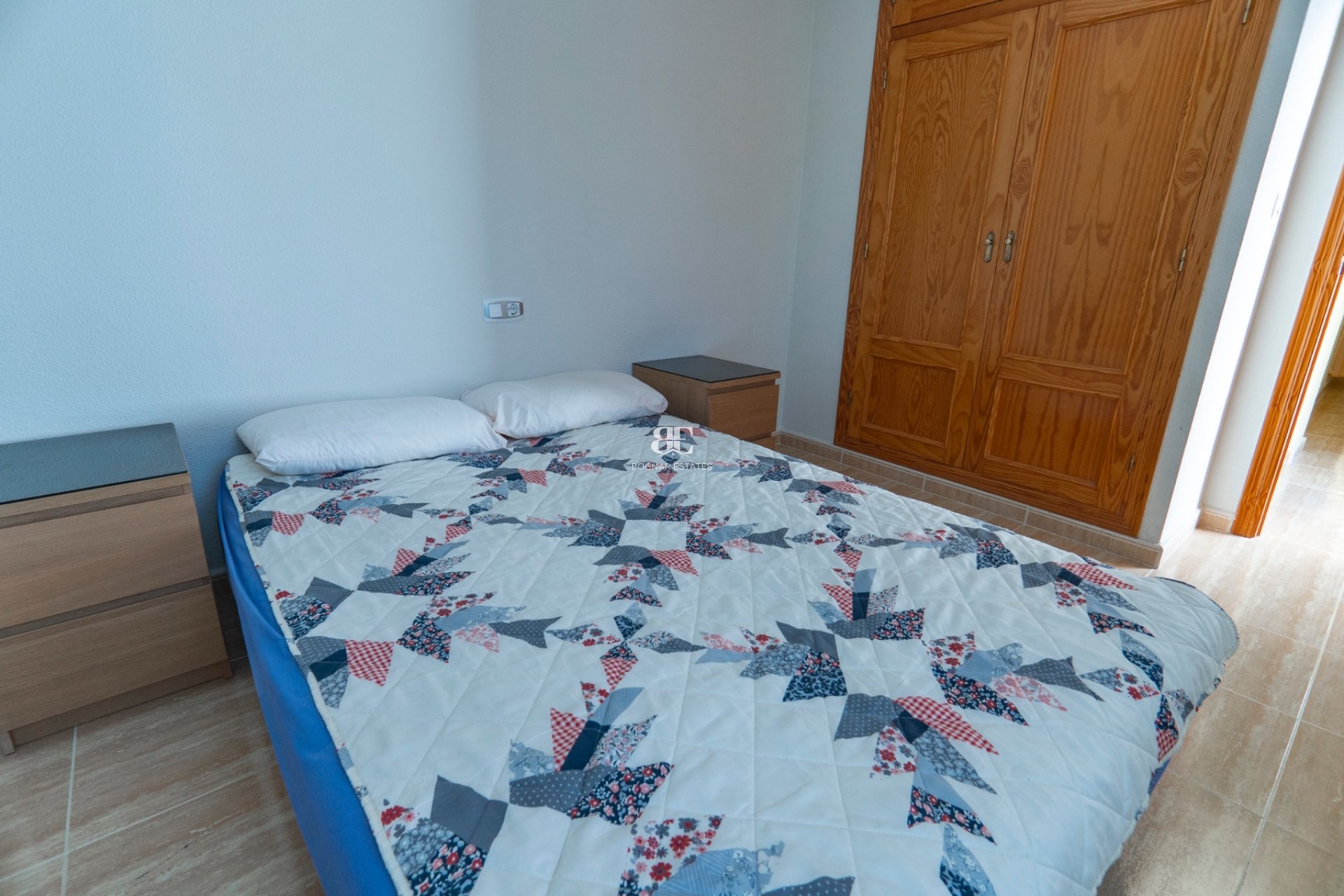 Herverkoop - Villa -
Lo Crispin