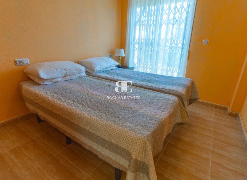 Herverkoop - Villa -
Lo Crispin