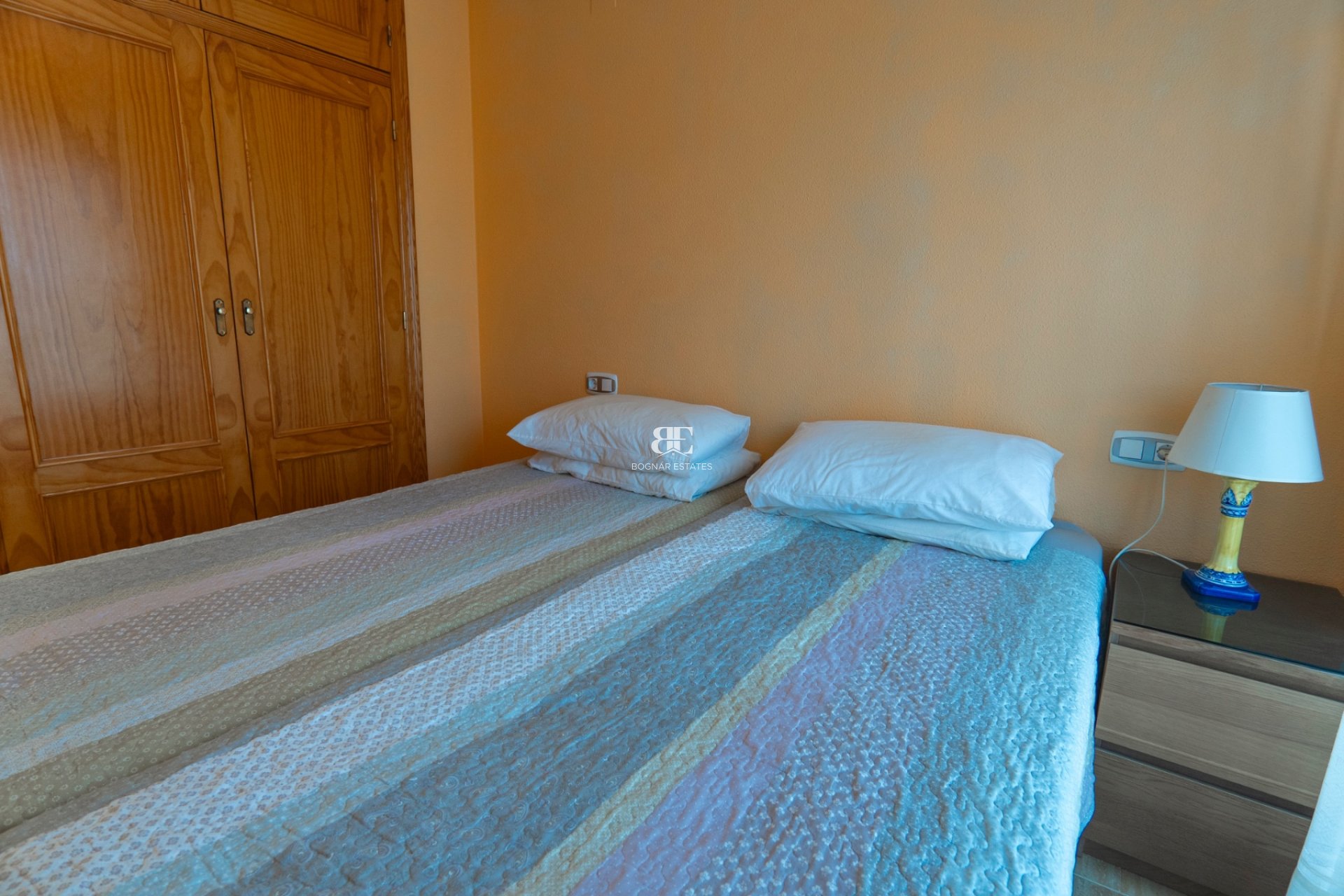 Herverkoop - Villa -
Lo Crispin