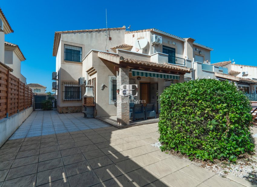 Herverkoop - Villa -
Lo Crispin