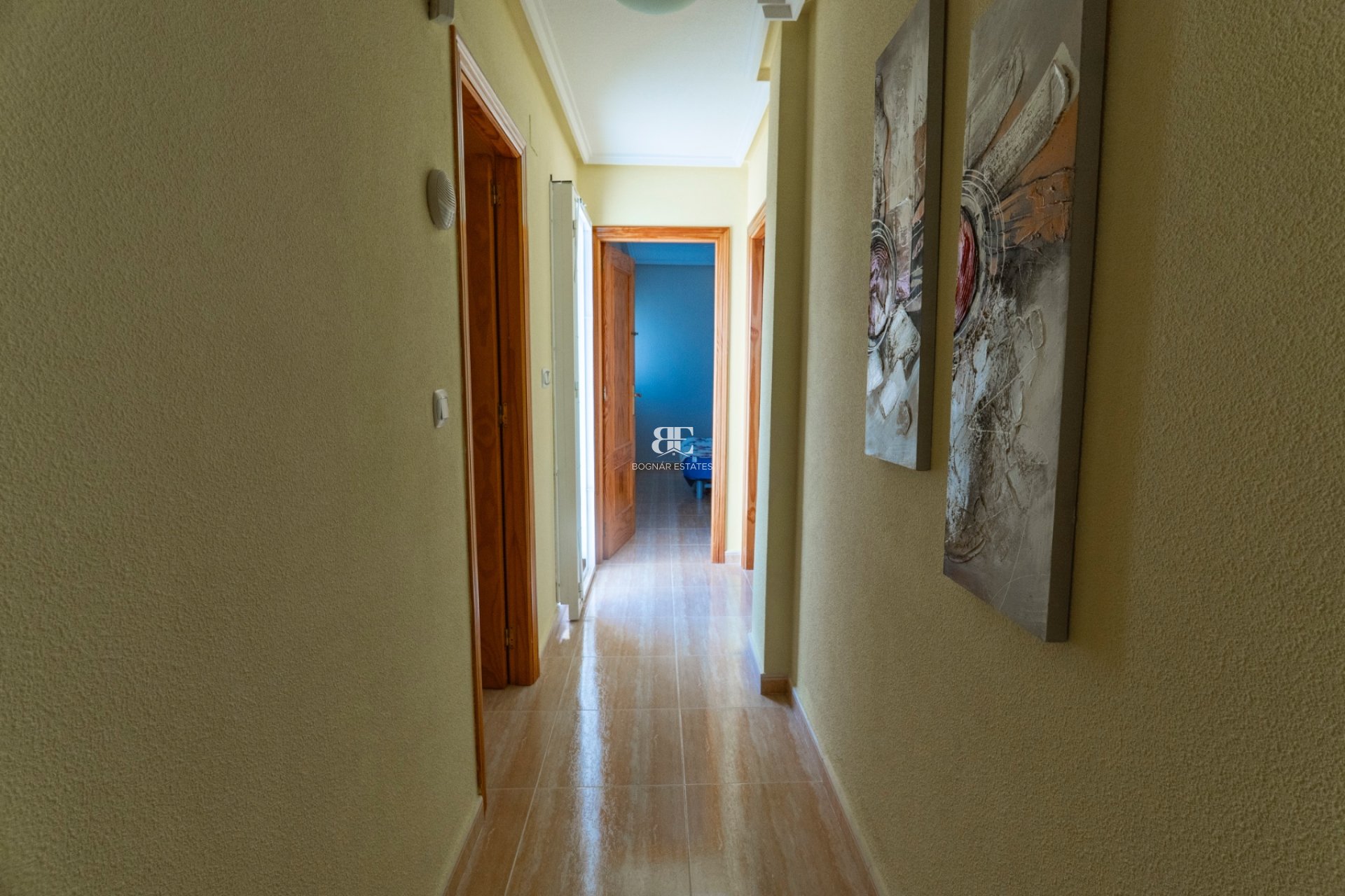 Herverkoop - Villa -
Lo Crispin