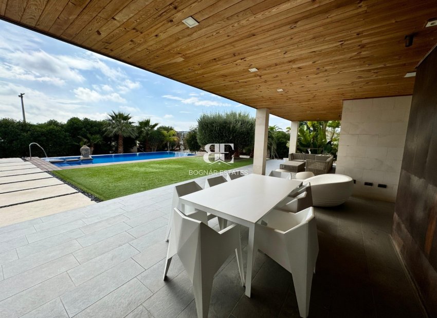 Herverkoop - Villa -
Lorca - El Campillo