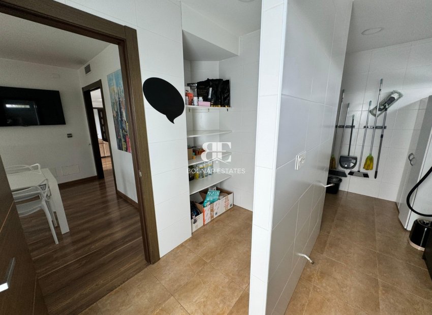 Herverkoop - Villa -
Lorca - El Campillo