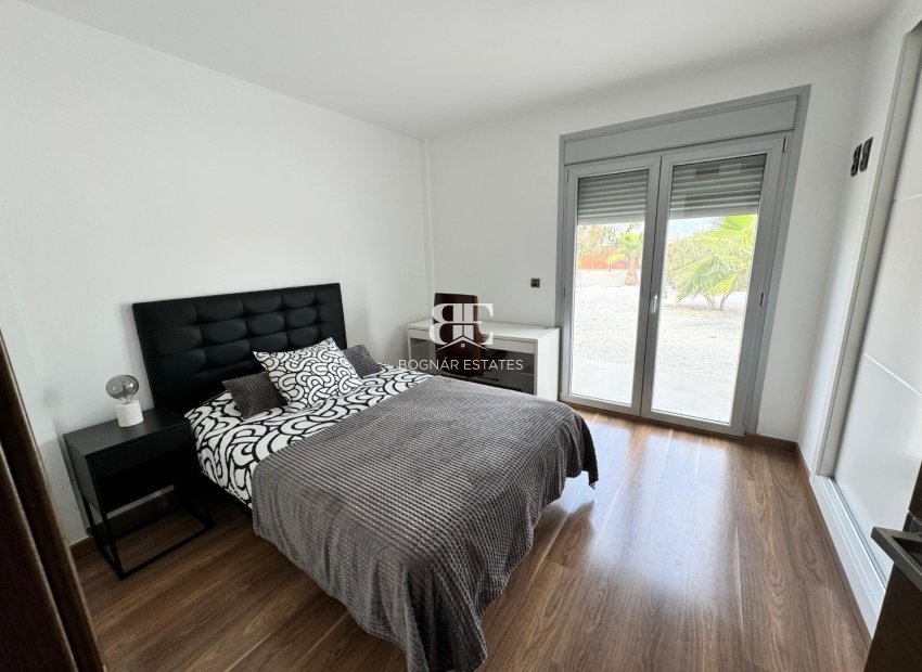 Herverkoop - Villa -
Lorca - El Campillo