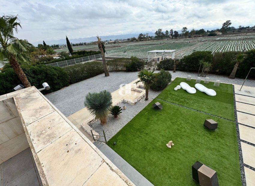 Herverkoop - Villa -
Lorca - El Campillo