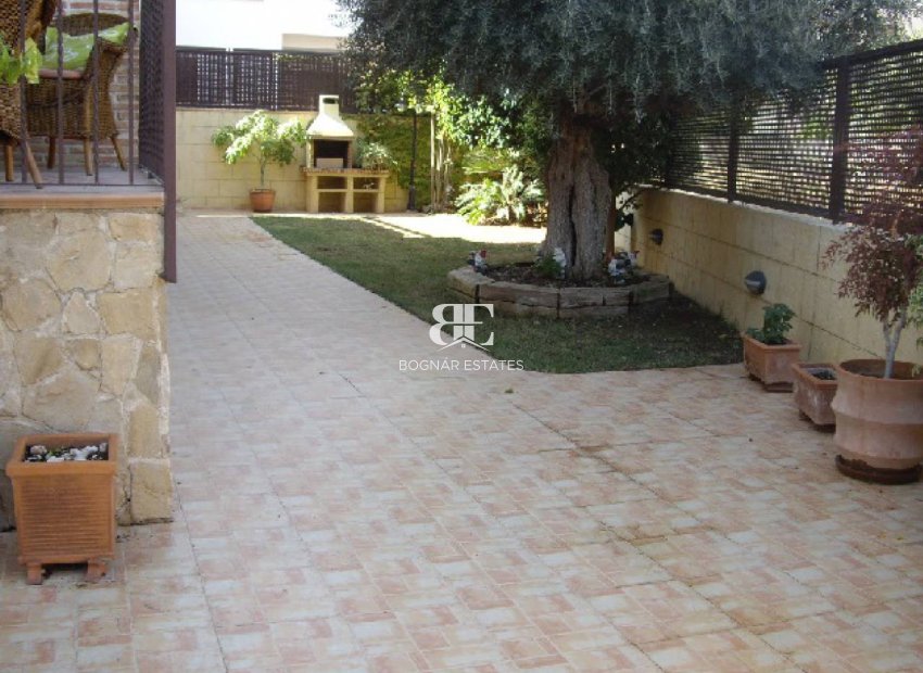 Herverkoop - Villa -
Los Alcazares - Beach