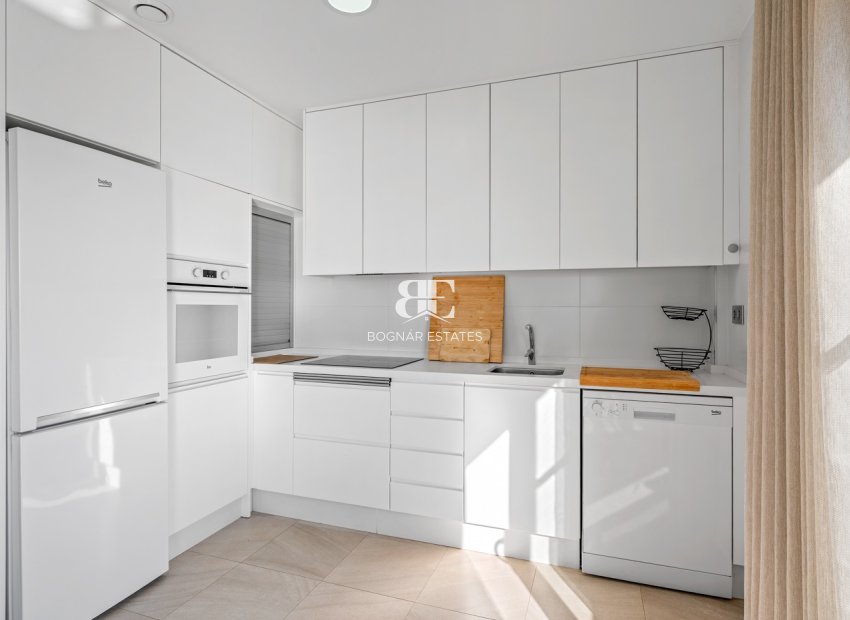 Herverkoop - Villa -
Los Alcazares - Euroroda