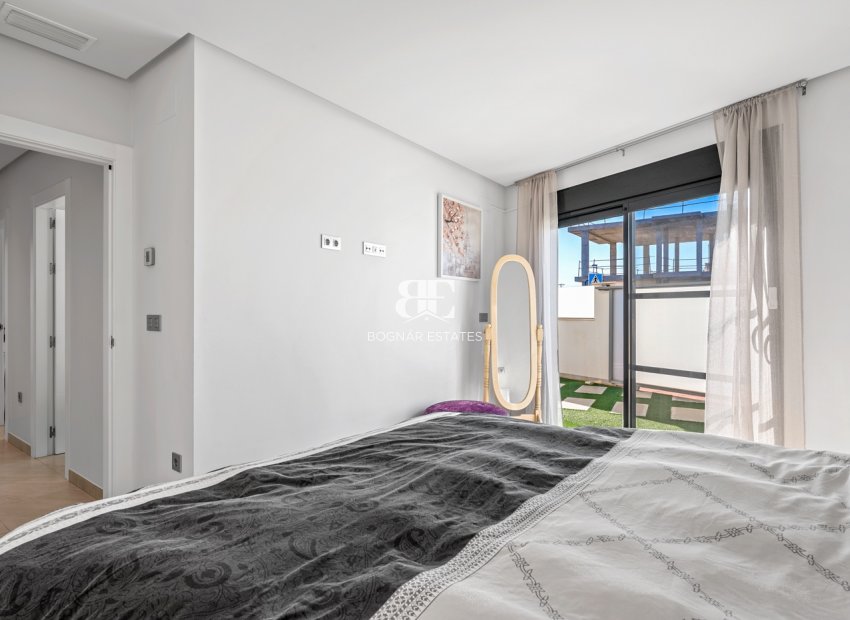 Herverkoop - Villa -
Los Alcazares - Euroroda