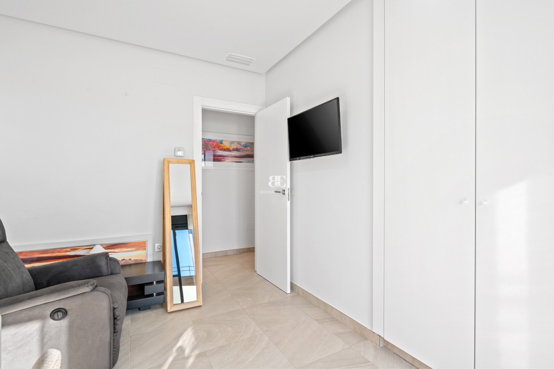 Herverkoop - Villa -
Los Alcazares - Euroroda