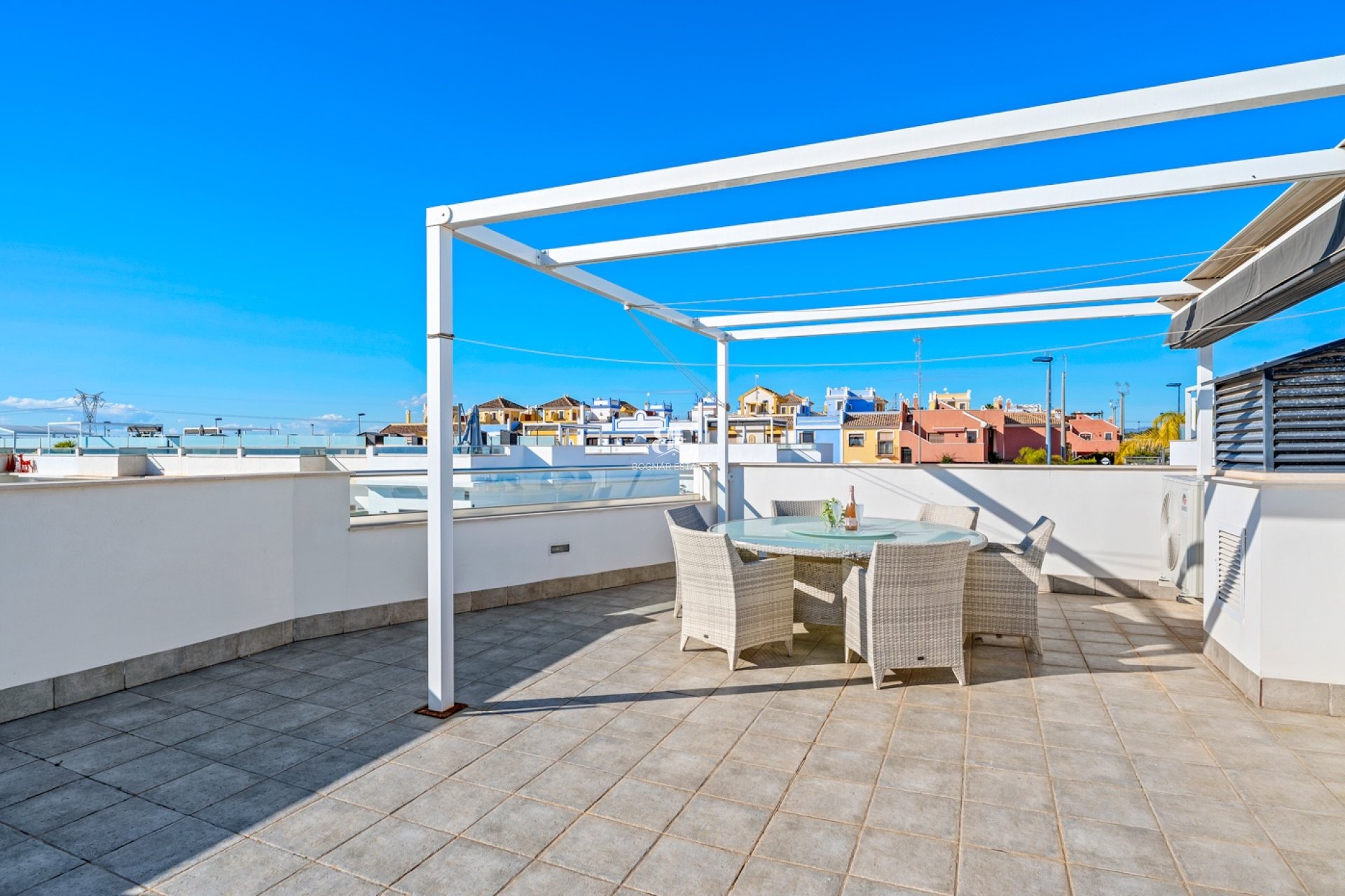 Herverkoop - Villa -
Los Alcazares - Euroroda