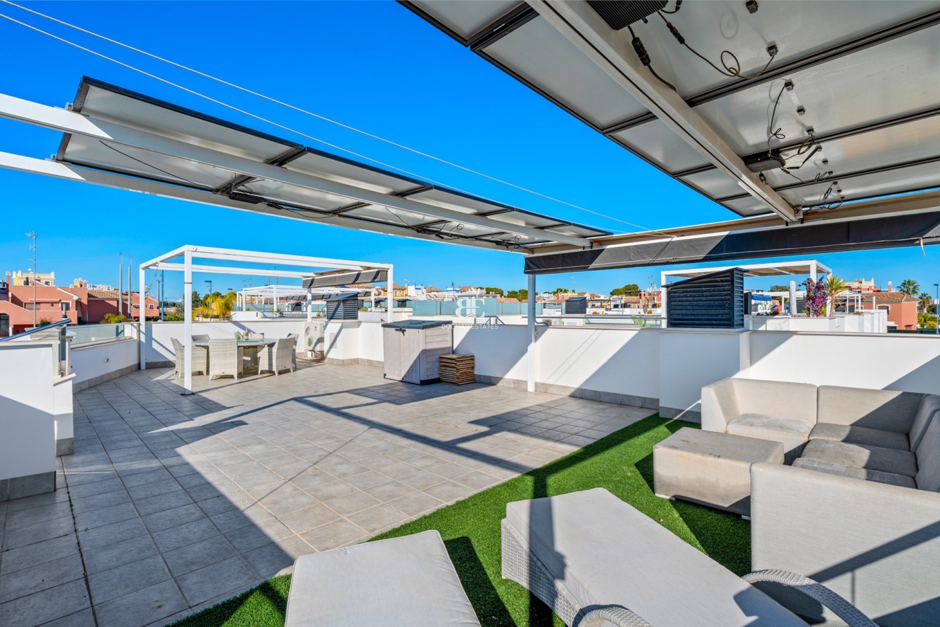 Herverkoop - Villa -
Los Alcazares - Euroroda