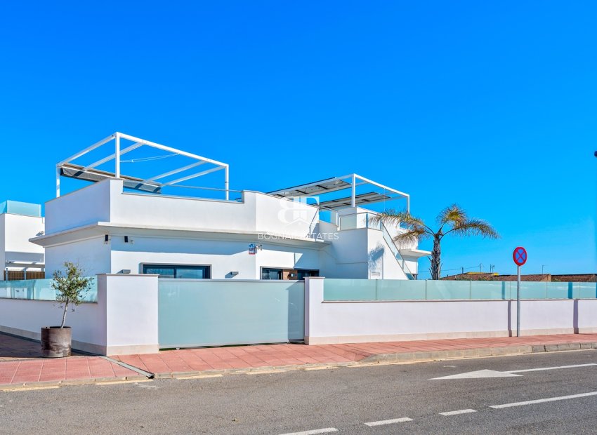 Herverkoop - Villa -
Los Alcazares - Euroroda