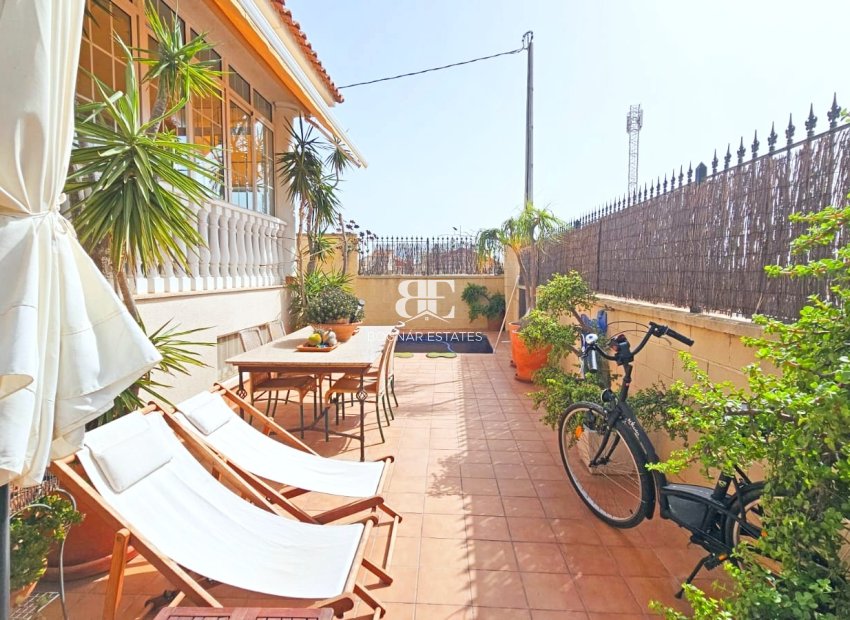 Herverkoop - Villa -
Los Alcazares - Lomas del Rame