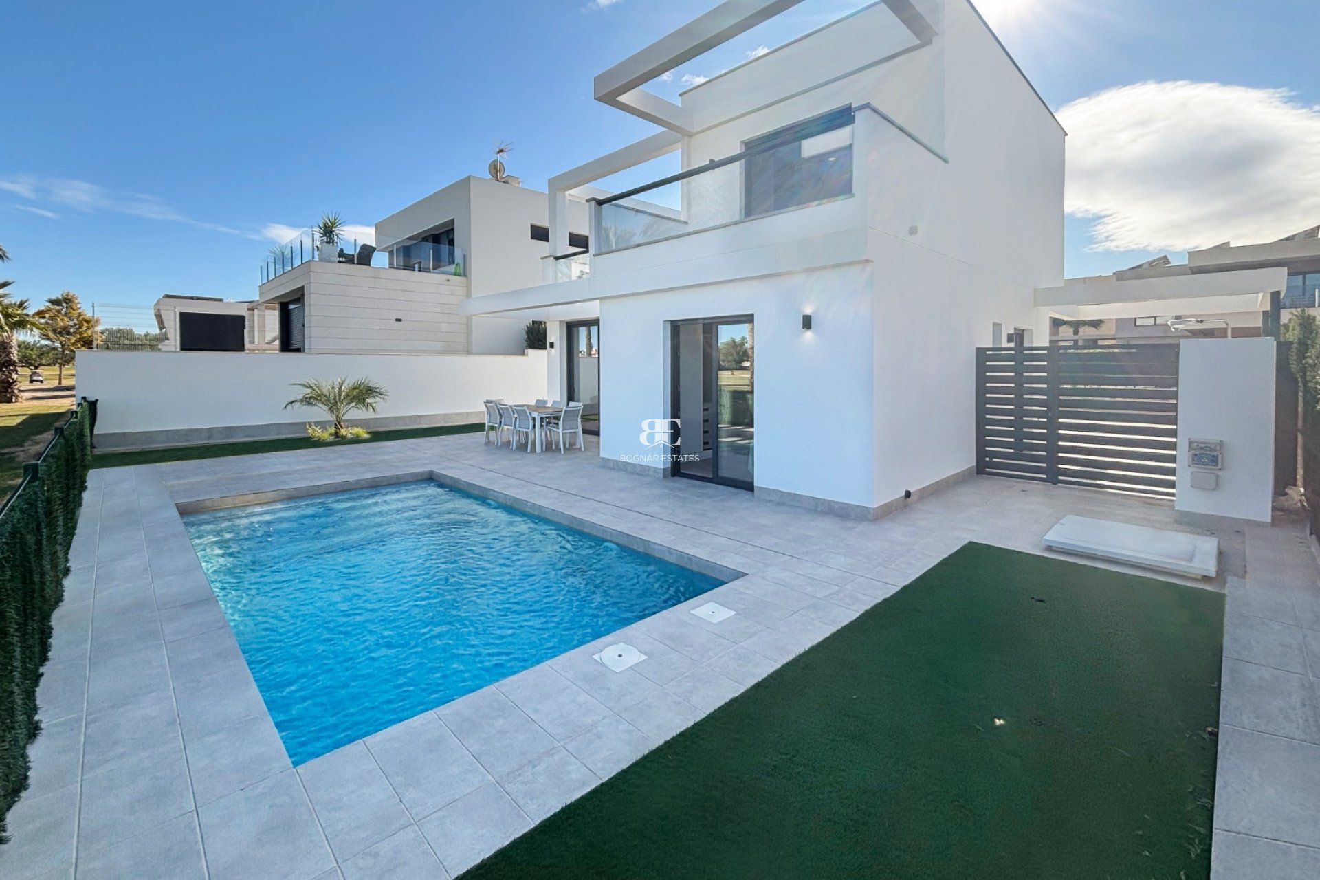 Herverkoop - Villa -
Los Alcazares - Roda