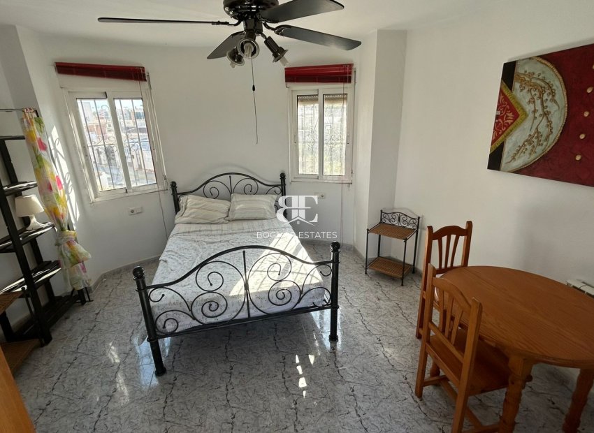 Herverkoop - Villa -
Los Alcazares - Santa Rosalia