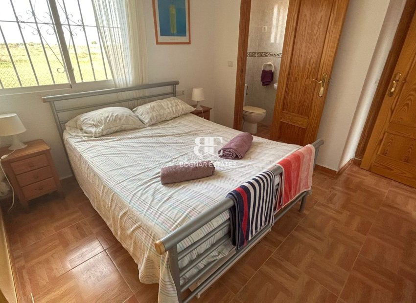 Herverkoop - Villa -
Los Alcazares - Santa Rosalia