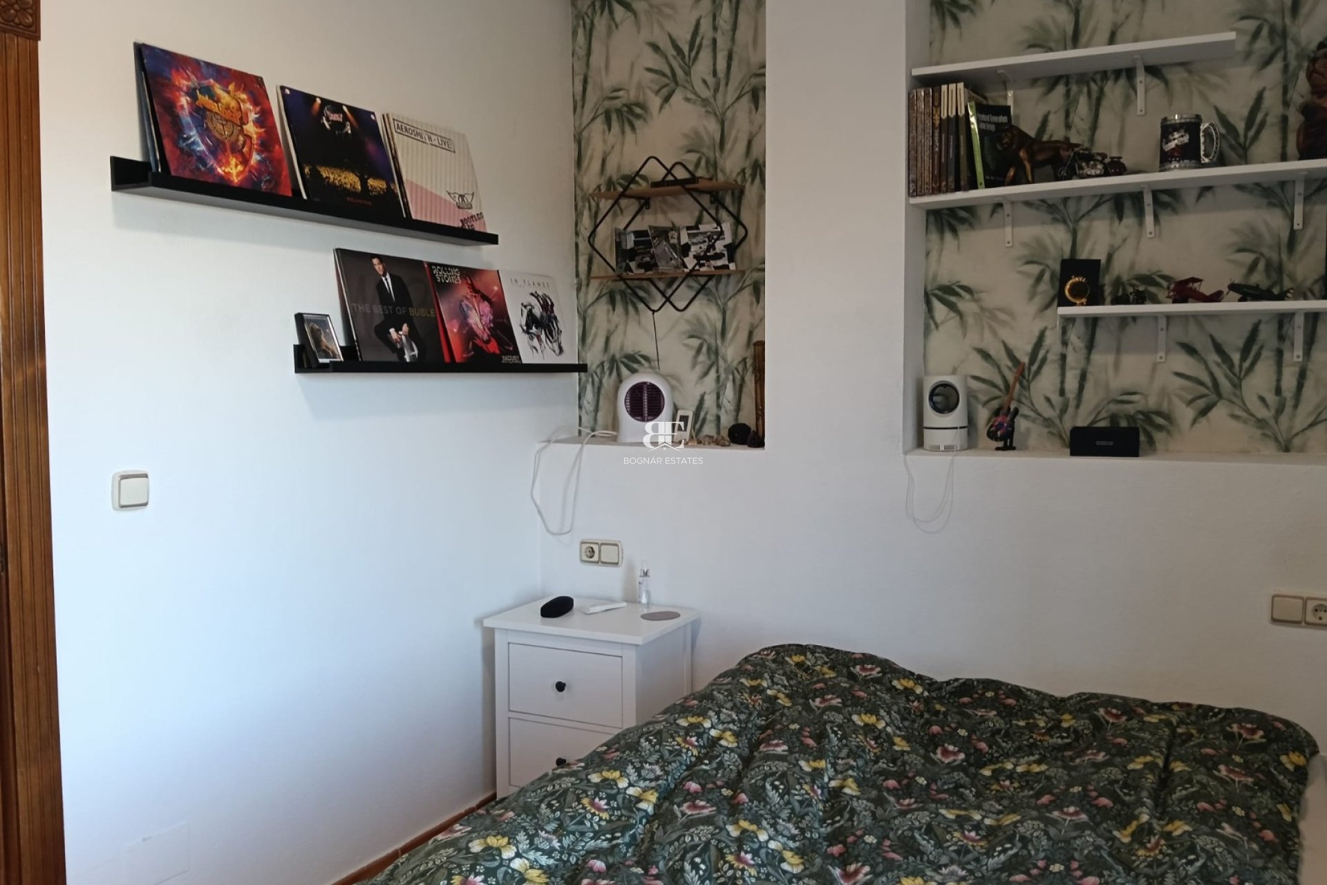 Herverkoop - Villa -
Los Montesinos - La Herrada