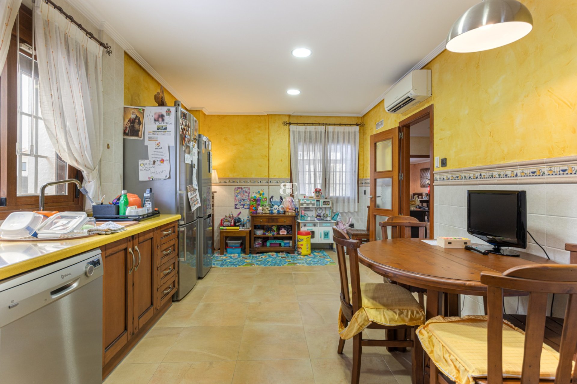 Herverkoop - Villa -
Los Montesinos - La Herrada