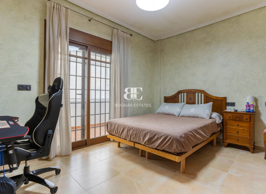 Herverkoop - Villa -
Los Montesinos - La Herrada